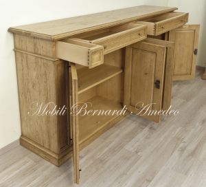 Credenzone in legno massiccio di olmo stile rustico piallata a mano